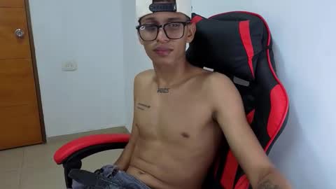 Snapshot of niklaus_wolf chatting on February 28, 2026, 11:39 pm niklaus_wolf online show from February 28, 2026, 11:39 pm