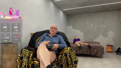 -NIKI-LIKA- online show from March 1, 2025, 12:01 pm