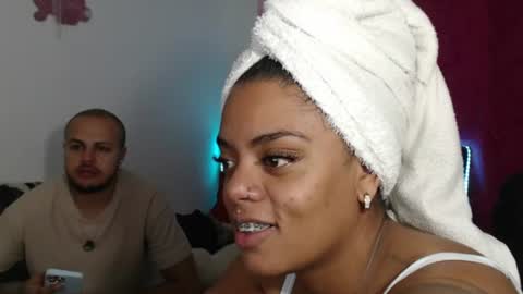 nikoandlady online show from June 14, 2026, 8:49 am