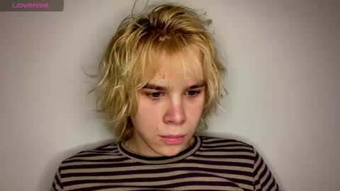 nikolasbucks online show from April 16, 2026, 11:18 pm