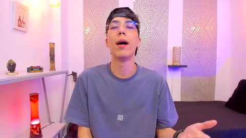    online show from December 14, 2025, 4:51 am