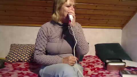 Nikole1 online show from November 11, 2025, 10:04 am