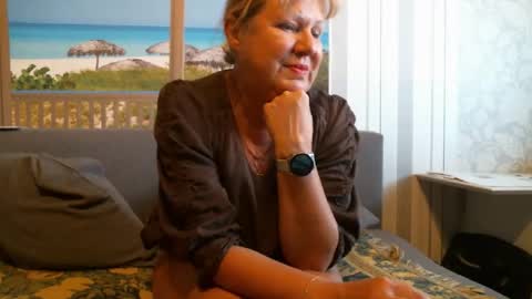 Nikole1 online show from April 1, 2026, 1:41 pm