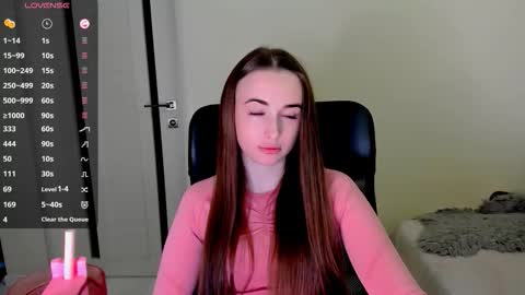      online show from October 23, 2025, 4:45 am