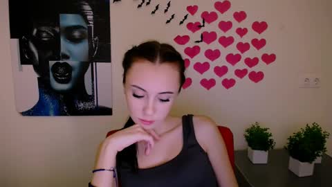 nikonara_ online show from January 13, 2025, 6:49 pm