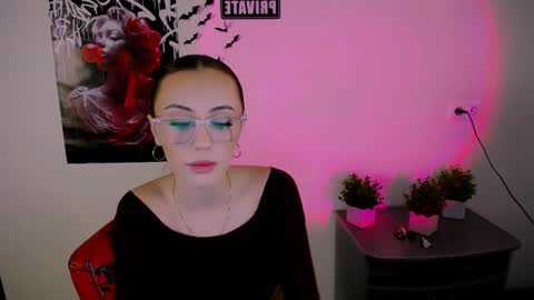 nikonara_ online show from March 9, 2025, 7:15 pm