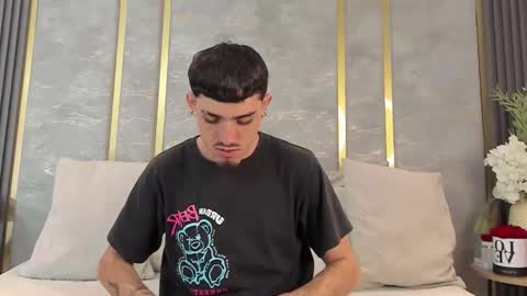 Niko Stone online show from January 14, 2026, 5:24 am