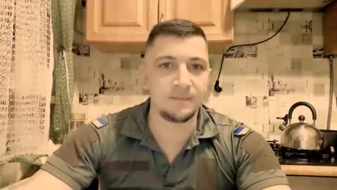 Snapshot of nikqredhot chatting on February 20, 2026, 12:18 am NikQRedhot online show from February 20, 2026, 12:18 am