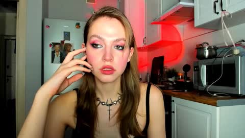 Veronica online show from February 18, 2025, 3:21 pm