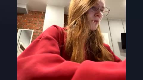 I am Gina ntmu Lets hit 10 Thumbs Up together online show from October 26, 2025, 4:13 pm