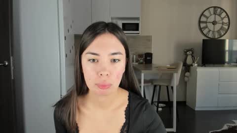 Snapshot of nilliluv chatting on February 3, 2026, 11:48 am Bella online show from February 3, 2026, 11:48 am