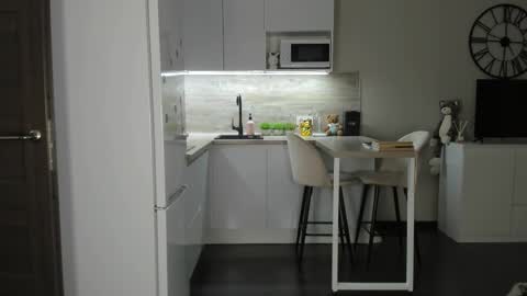 Snapshot of nilliluv chatting on February 5, 2026, 4:11 pm Bella online show from February 5, 2026, 4:11 pm