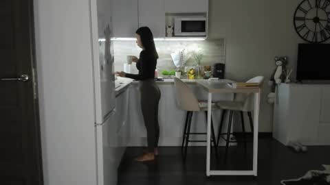 Snapshot of nilliluv chatting on February 11, 2026, 4:34 pm Bella online show from February 11, 2026, 4:34 pm