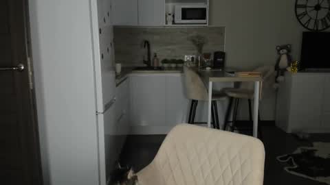 Snapshot of nilliluv chatting on February 21, 2026, 12:55 am Bella online show from February 21, 2026, 12:55 am