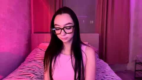 Snapshot of nilsamazuo chatting on November 28, 2025, 4:53 pm Margot online show from November 28, 2025, 4:53 pm