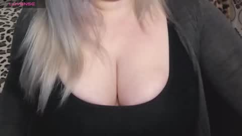 Blonde Nimpho online show from March 21, 2026, 8:52 am