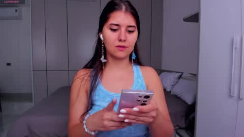 Nina online show from March 27, 2026, 1:44 am