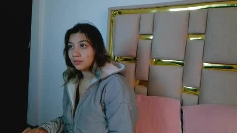 Nina Carther online show from November 22, 2025, 11:20 am