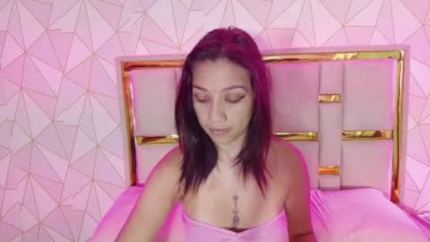 Nina Carther online show from April 19, 2026, 5:23 pm