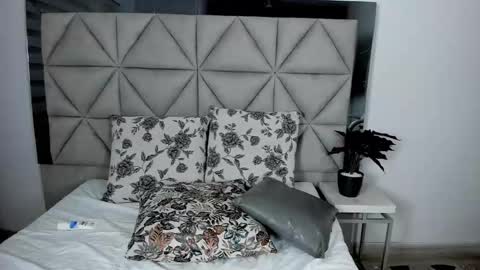  Nina  online show from February 11, 2025, 2:14 am