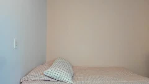  Nina  online show from November 27, 2025, 9:06 pm