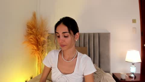 Snapshot of ninacavallli chatting on January 9, 2025, 6:15 pm Nina online show from January 9, 2025, 6:15 pm