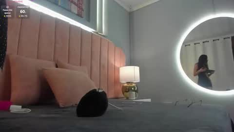 Nina  online show from March 17, 2026, 2:38 am