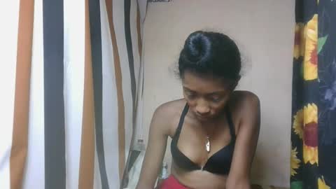 ninaeaa online show from December 5, 2025, 6:00 am