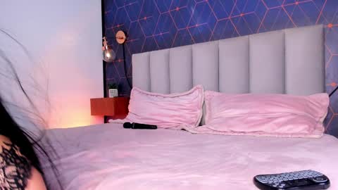 Alisson online show from December 6, 2024, 8:51 pm