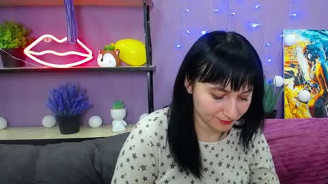 ninaflawlees online show from January 31, 2025, 2:04 am