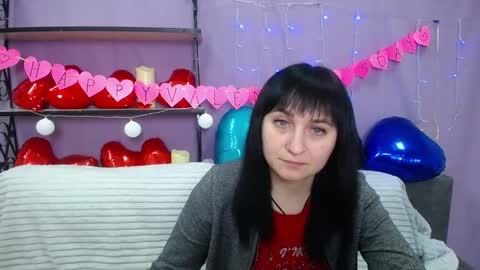 ninaflawlees online show from February 1, 2025, 7:13 pm