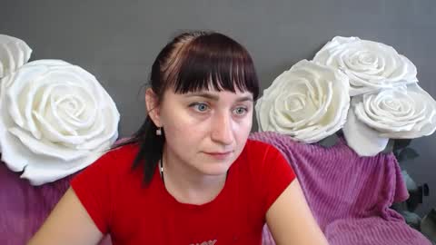 ninaflawlees online show from September 12, 2025, 12:05 pm