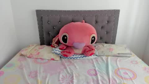 Valentina online show from March 27, 2026, 7:57 pm