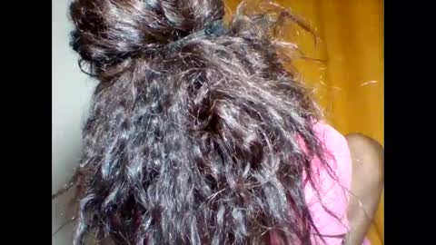 Snapshot of ninah_rise chatting on September 22, 2025, 12:56 am ninah_rise online show from September 22, 2025, 12:56 am