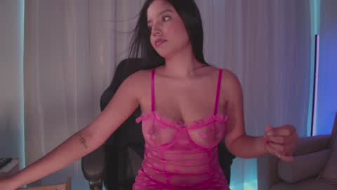  Nina  online show from January 16, 2025, 9:30 pm