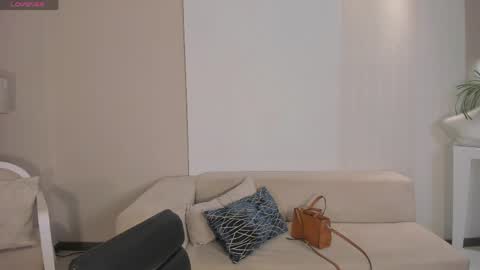  Nina  online show from March 30, 2026, 6:20 pm