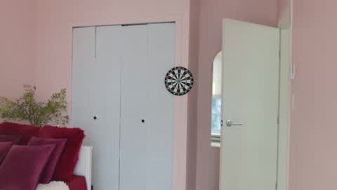 NinaOneil online show from February 25, 2025, 11:44 pm