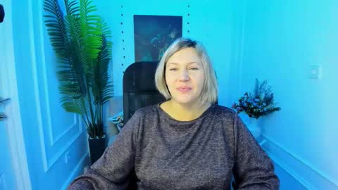 ninastarle online show from October 15, 2025, 4:45 am
