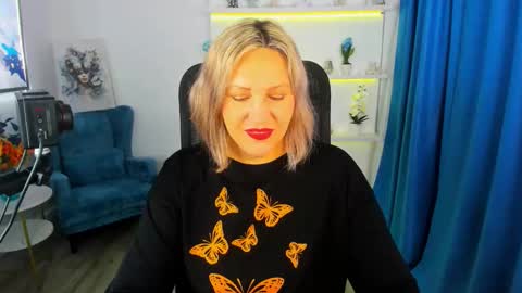 ninastarle online show from November 27, 2025, 5:31 am