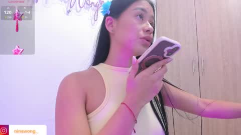 Snapshot of ninawong_ chatting on February 3, 2026, 7:19 pm Nina online show from February 3, 2026, 7:19 pm