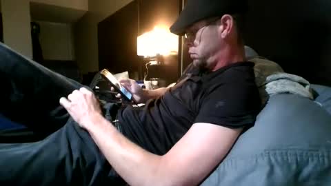 nineinchbronco online show from November 12, 2025, 9:58 pm