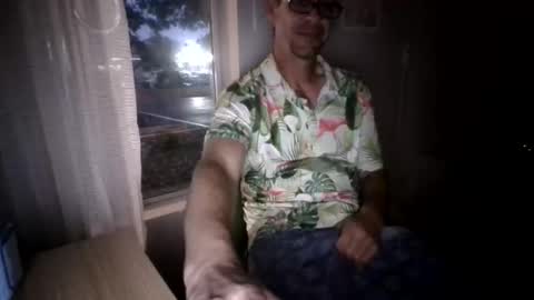 nineinchbronco online show from May 6, 2026, 10:20 am