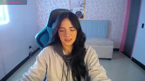 Ninfa  online show from February 26, 2025, 2:14 pm