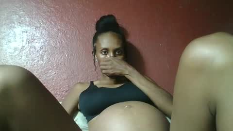 Snapshot of ninie246746 chatting on March 12, 2025, 12:26 pm ninie246746 online show from March 12, 2025, 12:26 pm