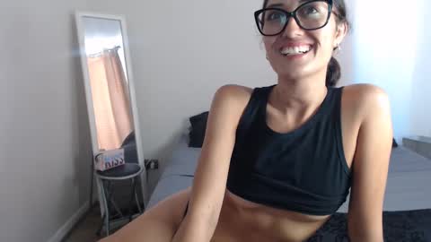 Snapshot of ninimoon chatting on January 30, 2025, 6:00 pm Ninimoon online show from January 30, 2025, 6:00 pm