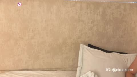 nioki_ online show from March 31, 2026, 3:41 am