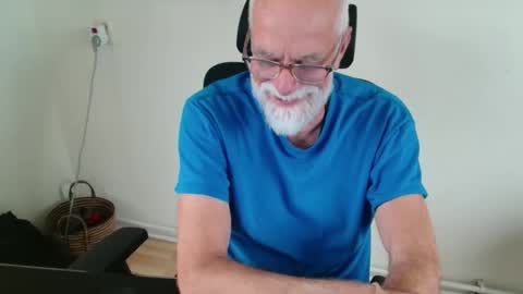 Snapshot of nipplesilverdad55 chatting on October 15, 2025, 1:00 pm nipplesilverdad55 online show from October 15, 2025, 1:00 pm