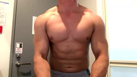 nipspitslover online show from April 9, 2026, 11:37 am