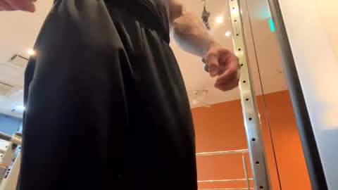 nipspitslover online show from April 17, 2026, 8:23 pm