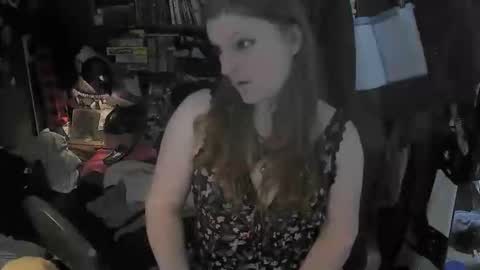 Nique online show from December 4, 2025, 6:38 pm